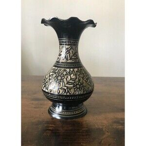 VTG Metal Black & Gold Etched Engraved Floral Vase Scallop Rim Table Art Decor